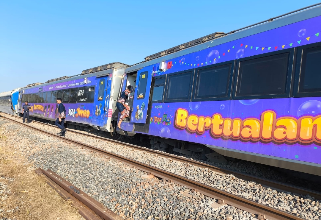 Argo Bromo Anggrek Anjlok di Pegaden, Berikut Perjalanan Kereta Api yang Mengalami Gangguan