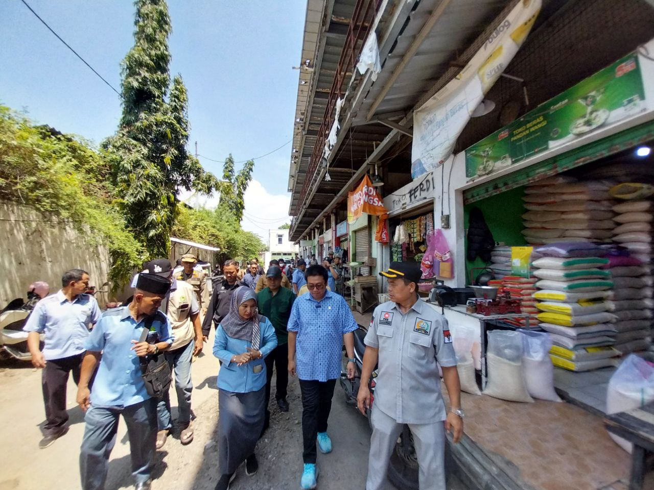 Komisi II DPRD Kota Cirebon Sidak Tiga Pasar Tradisional
