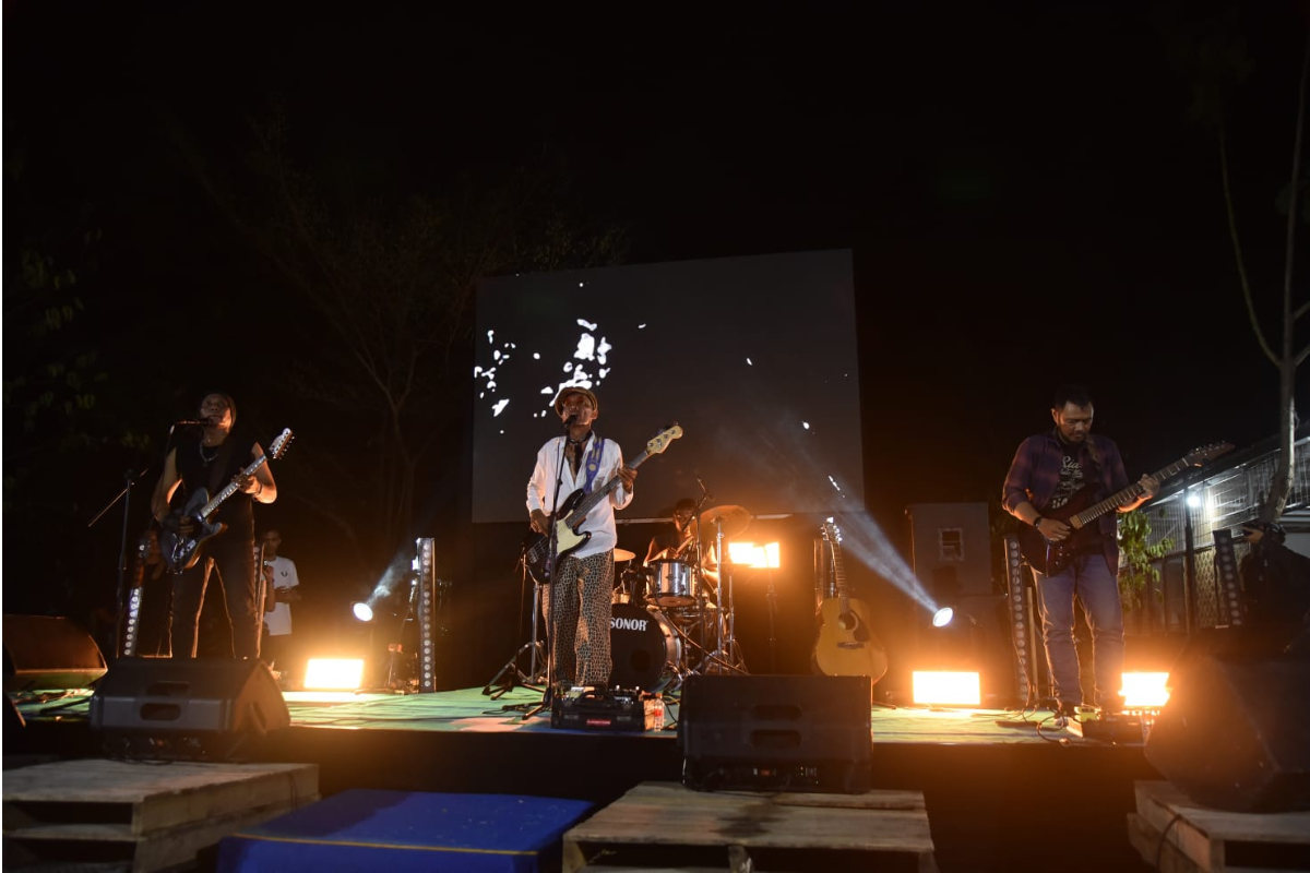 JalanJalan Rilis Single “Bebas”, Gelar Pesta Musik Gratis di Sinau Tabalong Cirebon