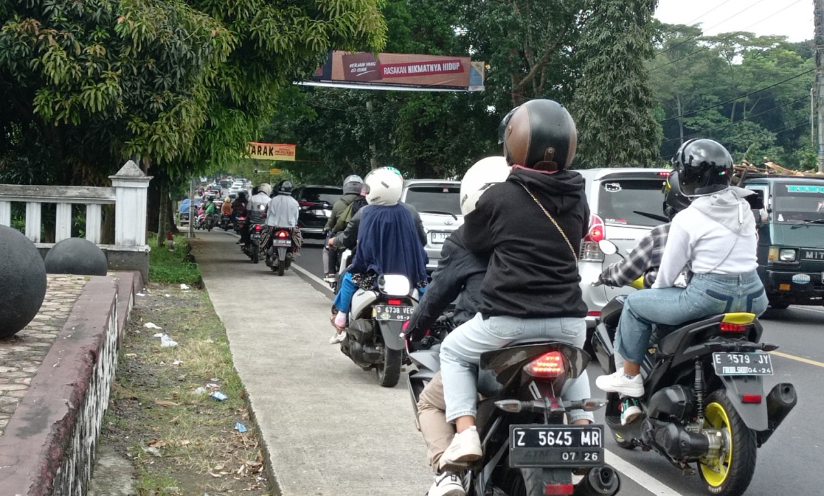 Jangan Lewat Gronggong, Ini Info Penutupan Jalan di Cirebon Kabupaten Malam Ini