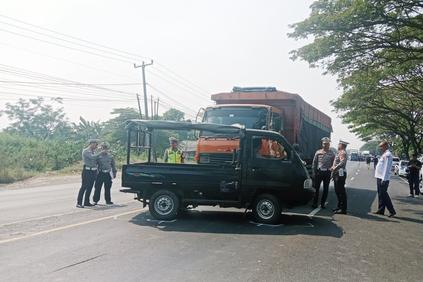 Polisi Olah TKP Kecelakaan di Jalur Pantura Indramayu, Total 12 Korban Meninggal, Belum Tetapkan Tersangka