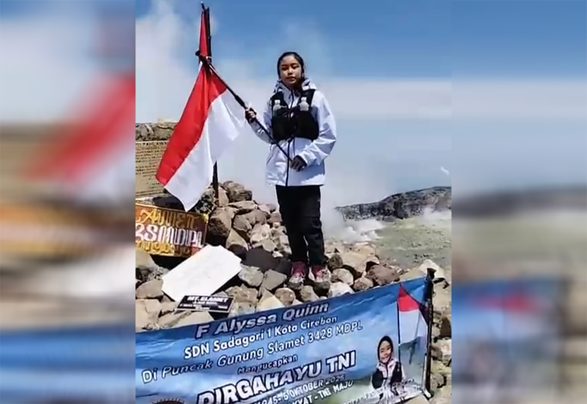 Makin Keren, Alyssa Sukses Taklukkan Puncak Tertinggi Kedua di Pulau Jawa