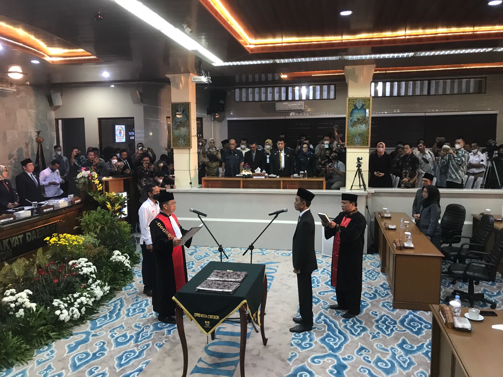 Ketua DPRD Kota Cirebon Dilantik, Ruri Tri Lesmana Ungkap Hal Ini