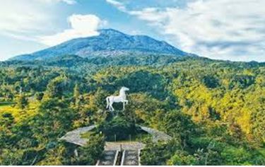 Liburan Sekolah! Yok Kunjungi 4 Rekomendasi Wisata Viral di Kuningan yang Cocok Anda Kunjungi