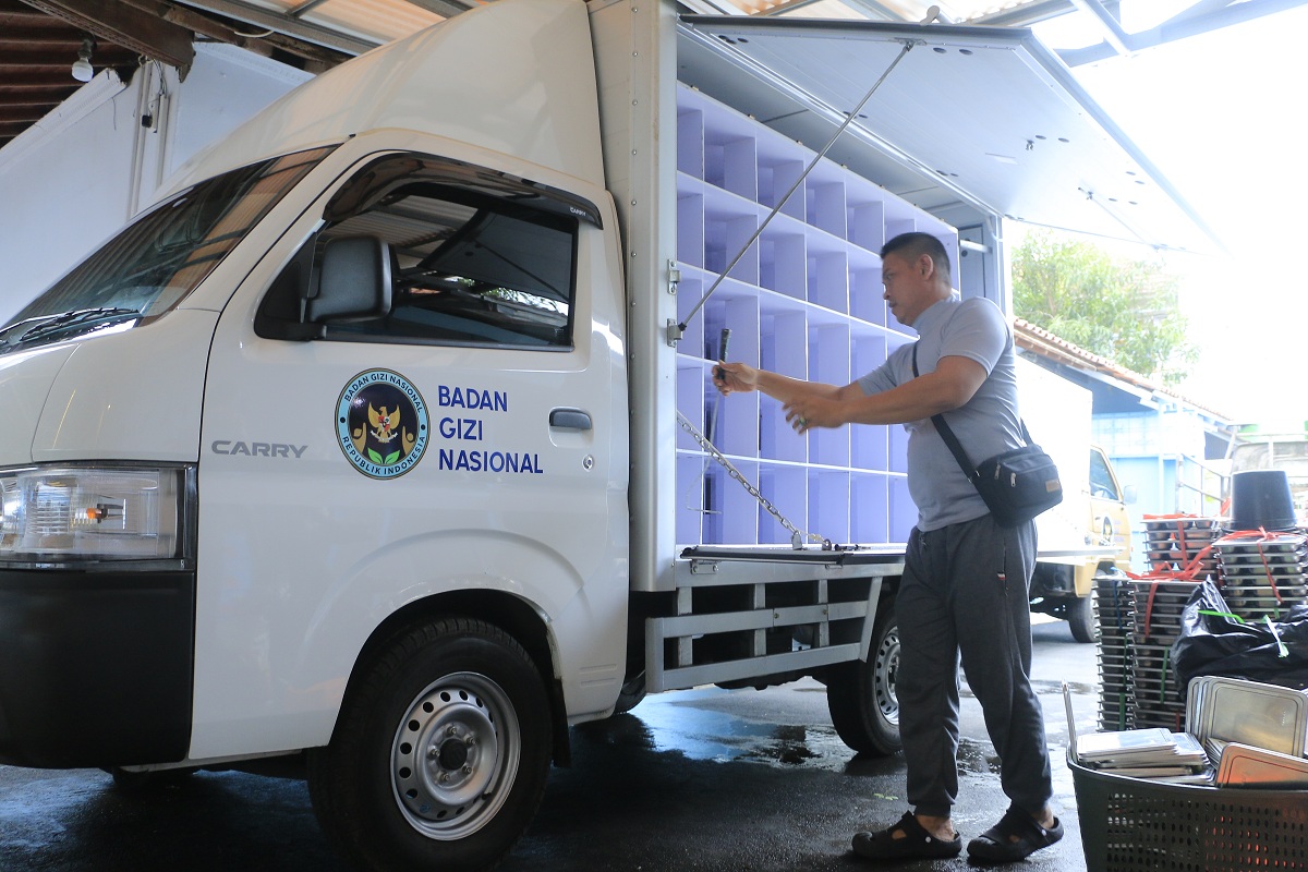 Kisah Nyata di Balik Program MBG: Pekerjaan, Gaji, dan Martabat yang Kembali