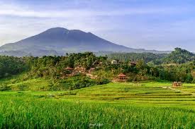 Menjelajahi Pesona Tersembunyi: Paket Wisata 2 Hari 1 Malam di Desa Wisata Bantaragung, Majalengka