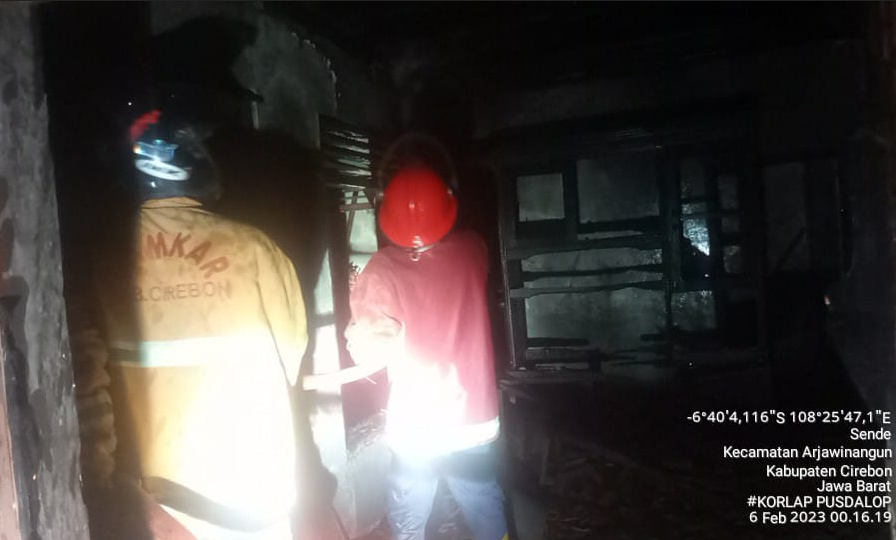 Kebakaran di Arjawinangun Cirebon, Rumah dan Harta Korban Ludes, Kerugian Rp150 Juta  