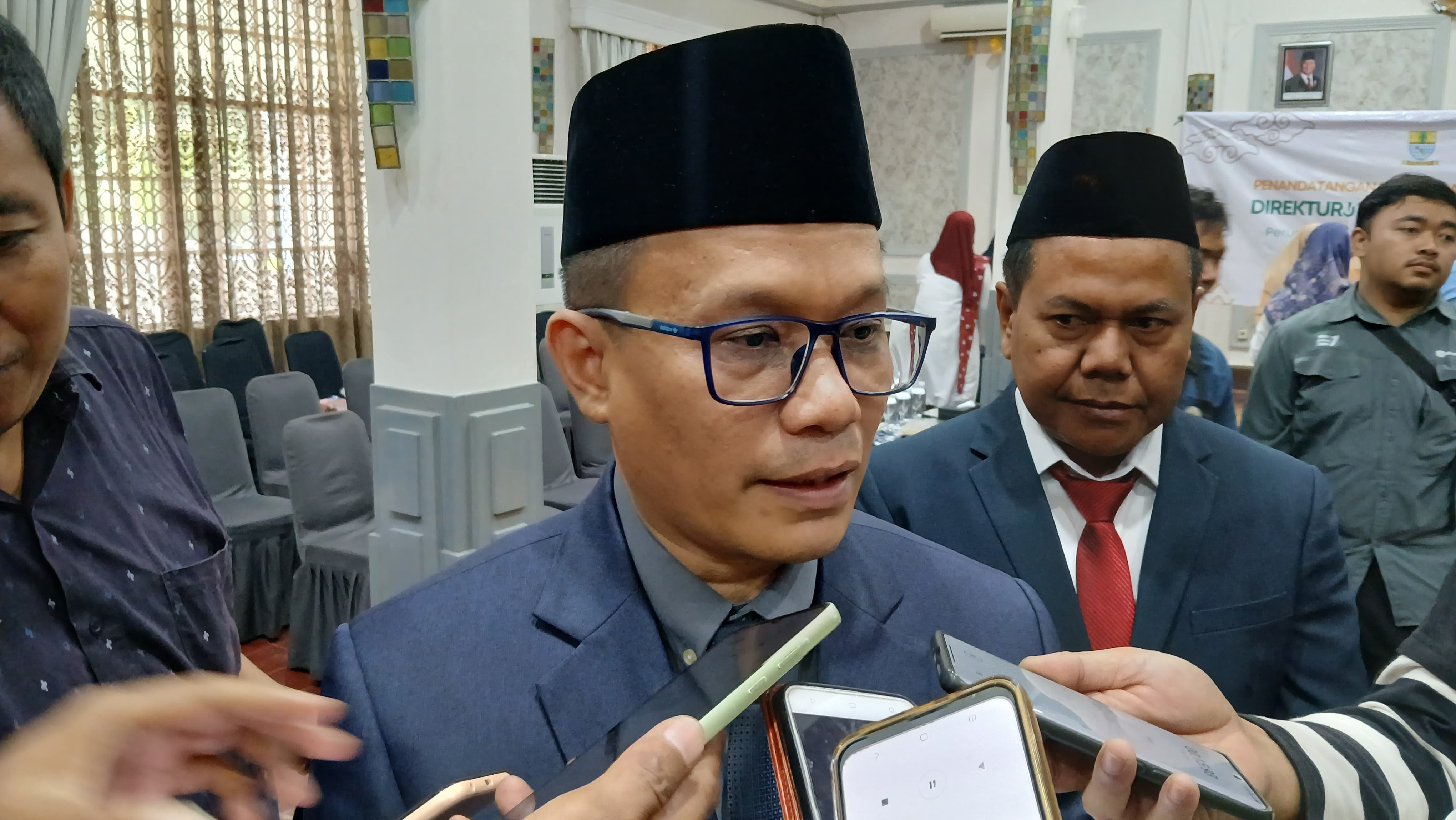 Direksi Baru PDAM Tirta Giri Nata Punya PR Besar, 40-50 Persen Warga Cirebon Belum Terlayani Air Bersih