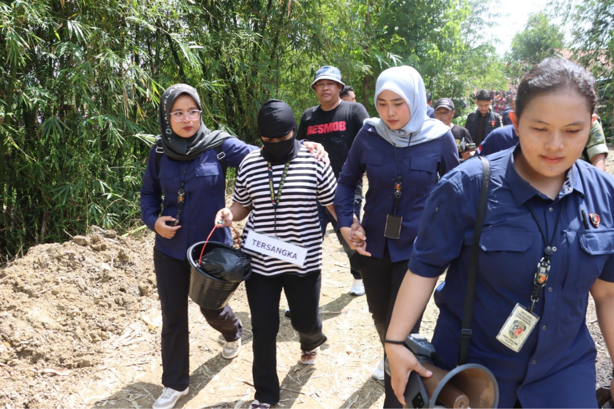 Rekonstruksi Pembuangan Bayi di Kuningan, 36 Adegan dari Melahirkan hingga Buang Bayi ke Sungai