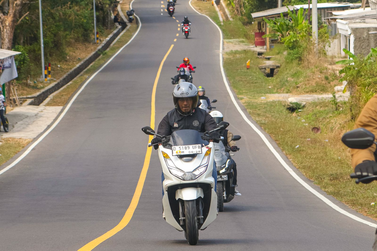 Hadapi Tanjakan Saat Touring, Terapkan Teknik Berkendara Aman dan #Cari_Aman