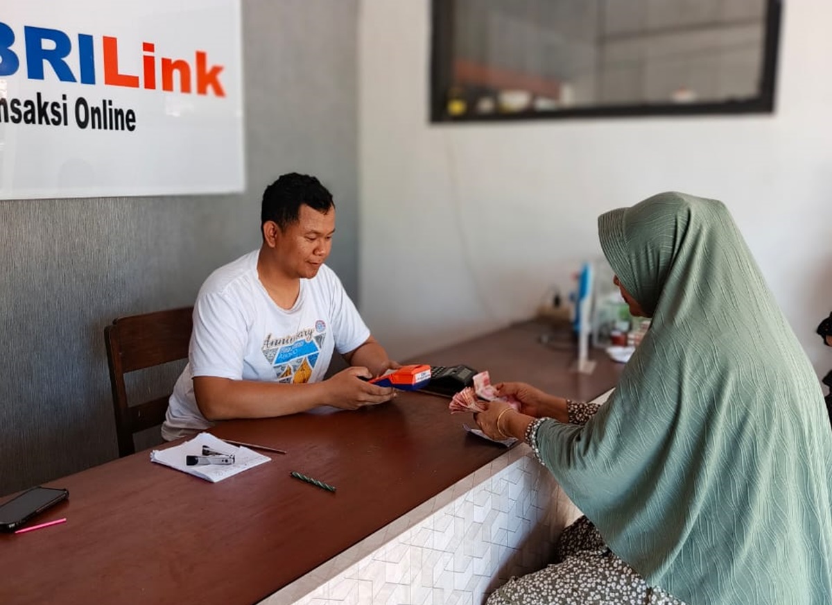 Awalnya Coba-coba, AgenBRILink Situbondo Berhasil Dekatkan Akses Perbankan bagi Masyarakat