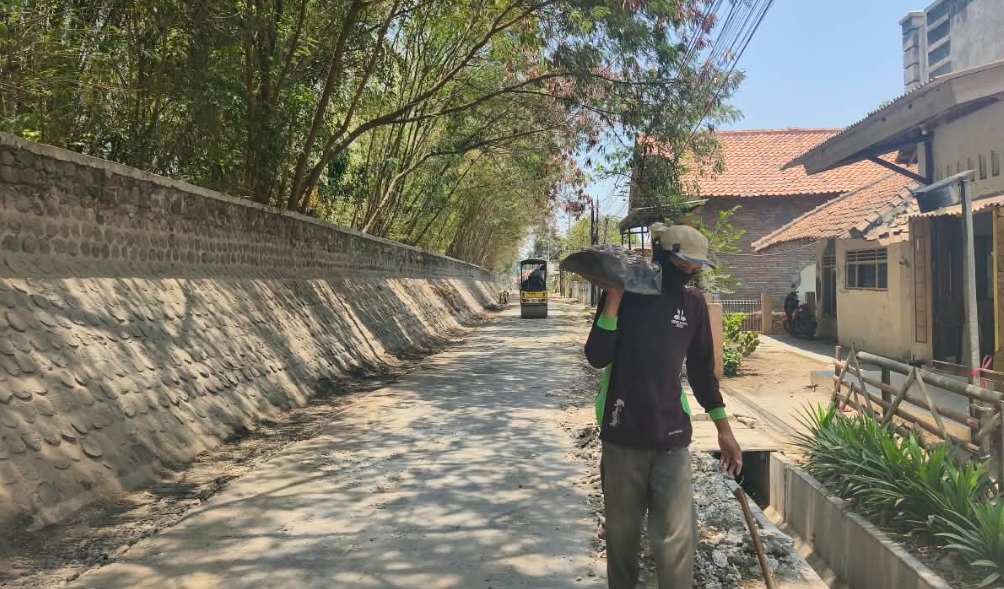 Jalan Kalirahayu–Tawangsari Cirebon Diperbaiki, 633 Meter Ditangani Tahun Ini