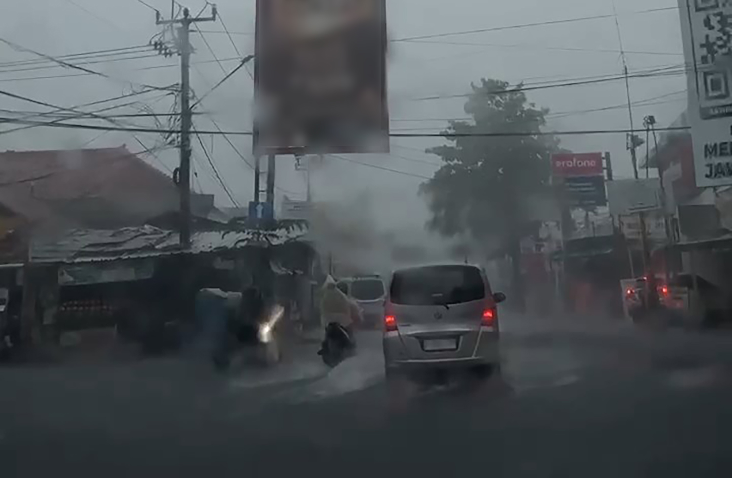 Wilayah Cirebon Kerap Diguyur Hujan Lebat, BMKG Ungkap Penyebab