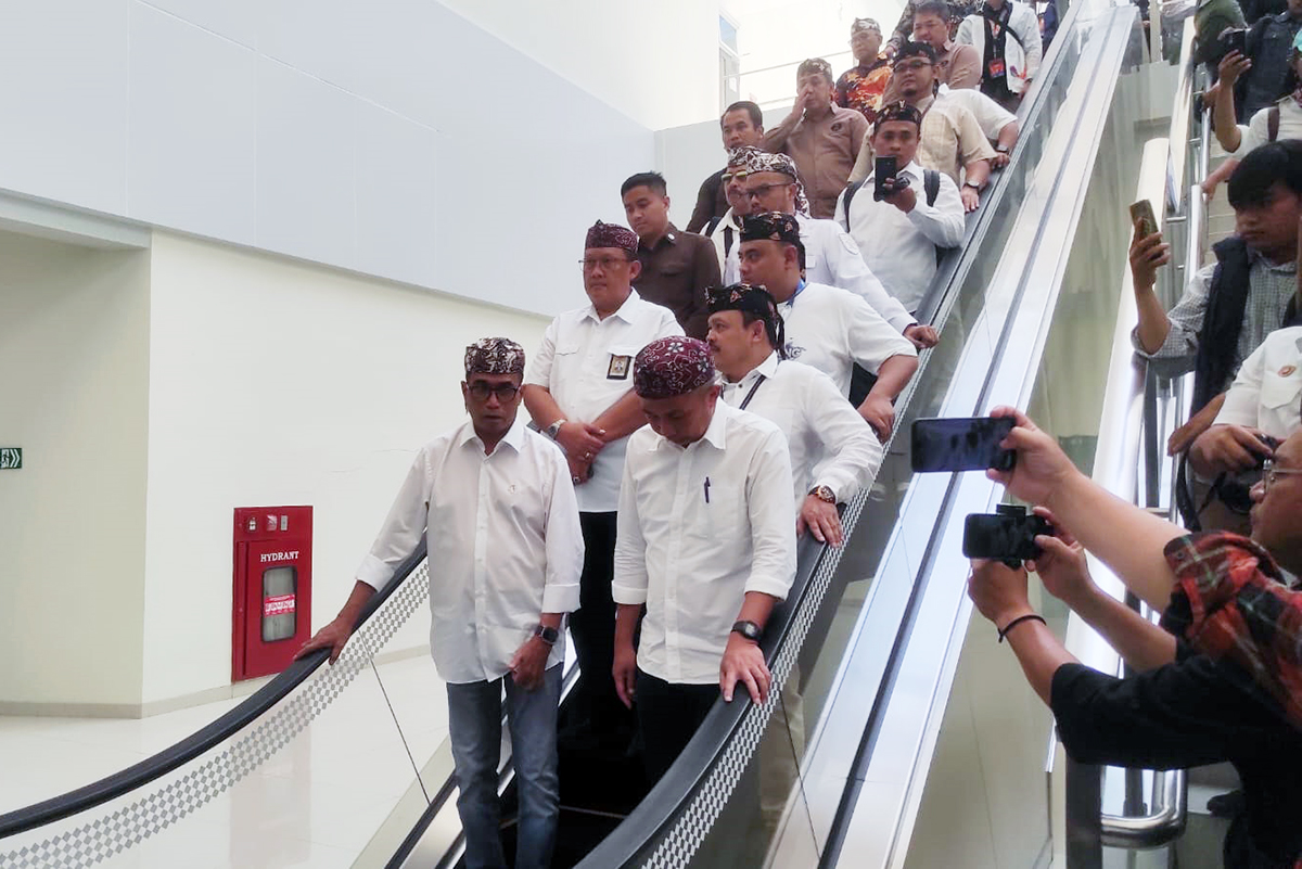 Persib Bandung Diminta Terbang dari Bandara Kertajati, Buka Tenant dan Spot Foto