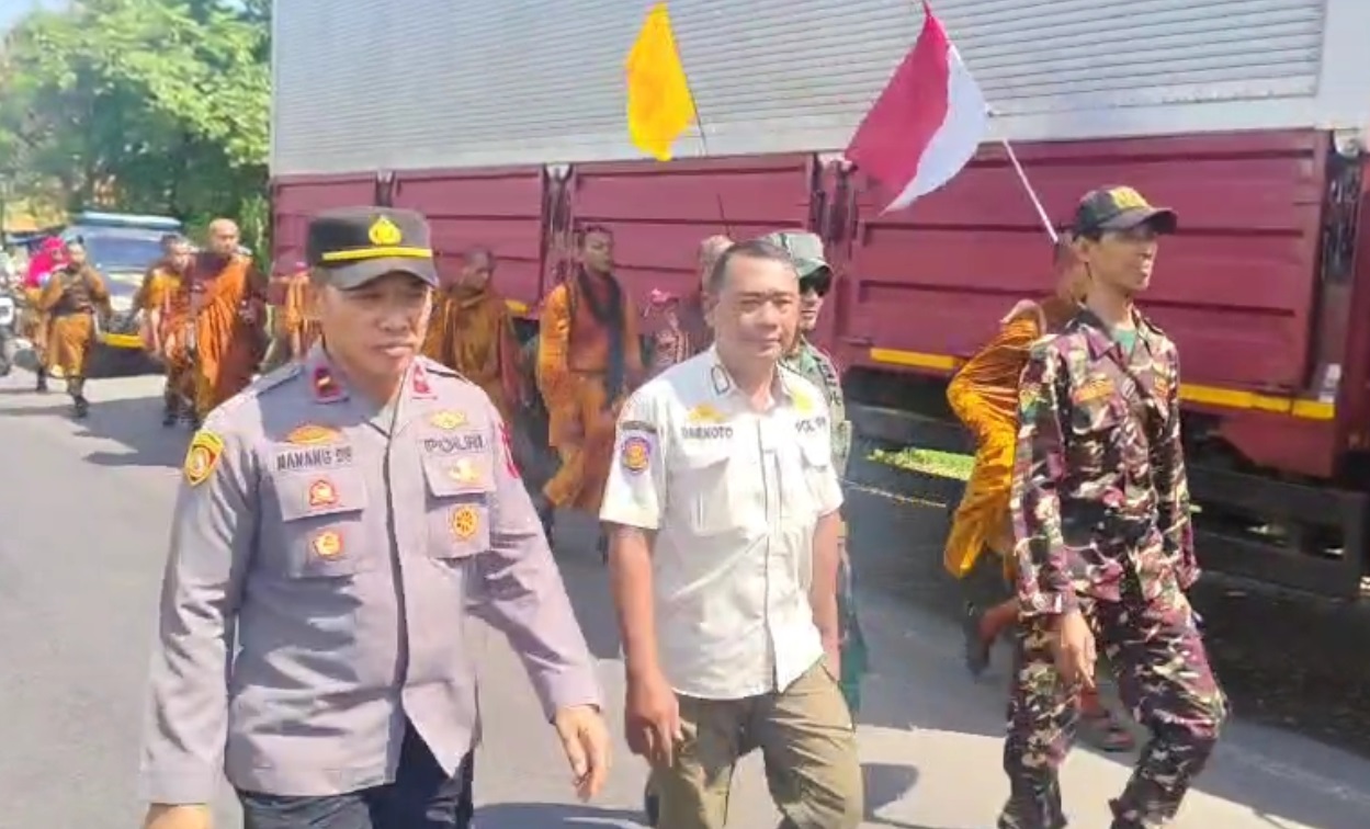 Dari Thailand ke Borobudur, Perjalanan Biksu Thudong Sudah Sampai Indramayu