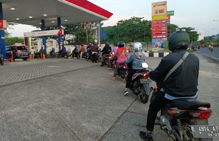 Sudah Resmi Turun, Harga BBM Pertamina Per 7 Januari 2023, Berlaku di Seluruh SPBU di Indonesia