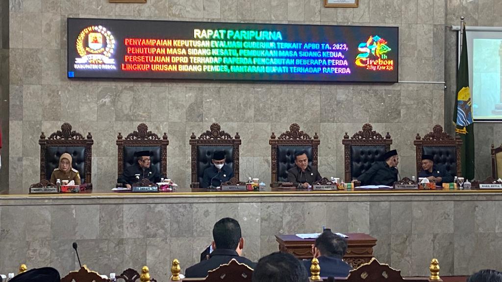 DPRD Kabupaten Cirebon Gelar Lima Rapat Paripurna, Salah Satunya Soal Pencabutan Perda Tentang Pemdes