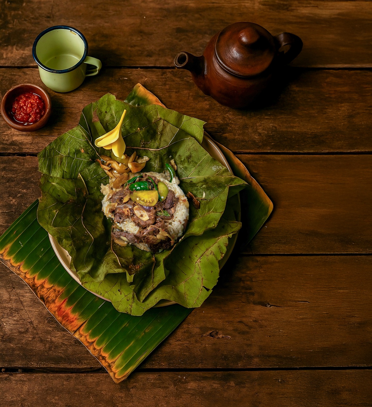 Mau Makan Siang? Datang Aja ke Hotel Aston Cirebon, Cobain Nasi Brengkes