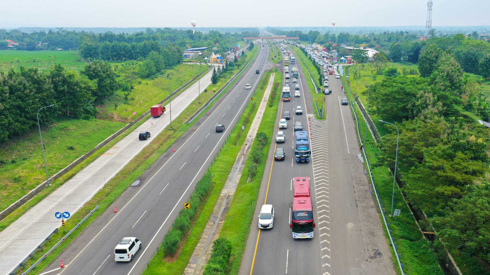 Selama Libur Nyepi dan Awal Ramadan 2024, Sebanyak 706 Ribu Kendaraan Melintas Tol Tangerang-Merak dan Cipali