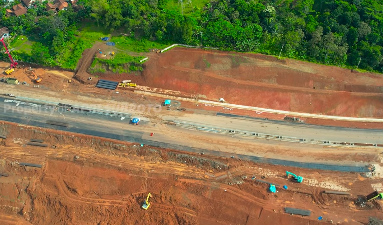 Penampakan Terkini Tol Cisumdawu Oktober 2022 di Area Mulyasari yang Longsor, Beneran Mau Dioperasikan?