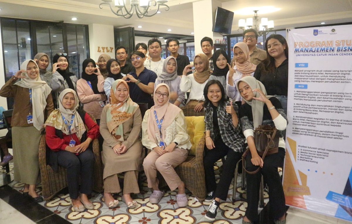 Bincang Bisnis UCIC Lebih Intimate Lewat Afternoon Tea