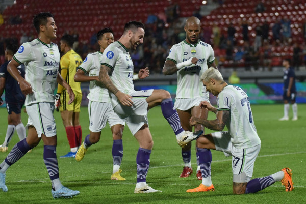 Persib Bandung Tahan Imbah Arema FC 3-3, Satu Poin Berhasil Dibawa Pulang