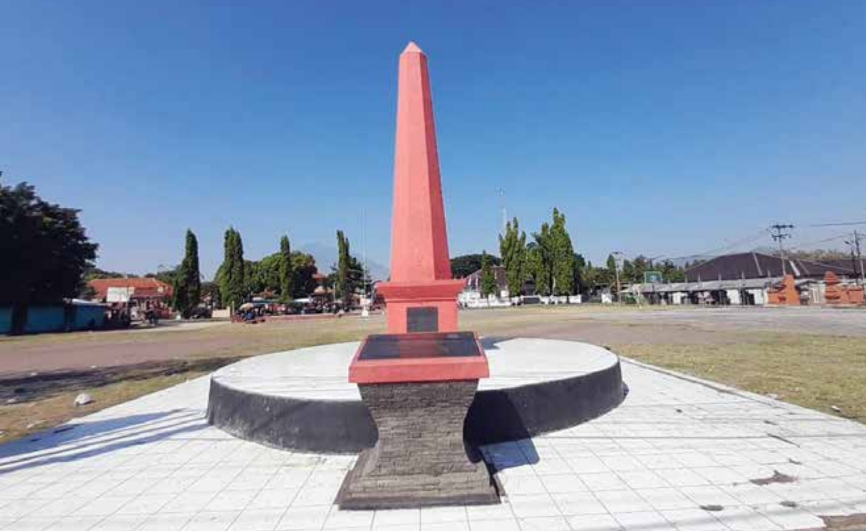 Tugu Peringatan Kemerdekaan RI di Alun-alun Palimanan, Saksi Bisu Perlawanan Rakyat
