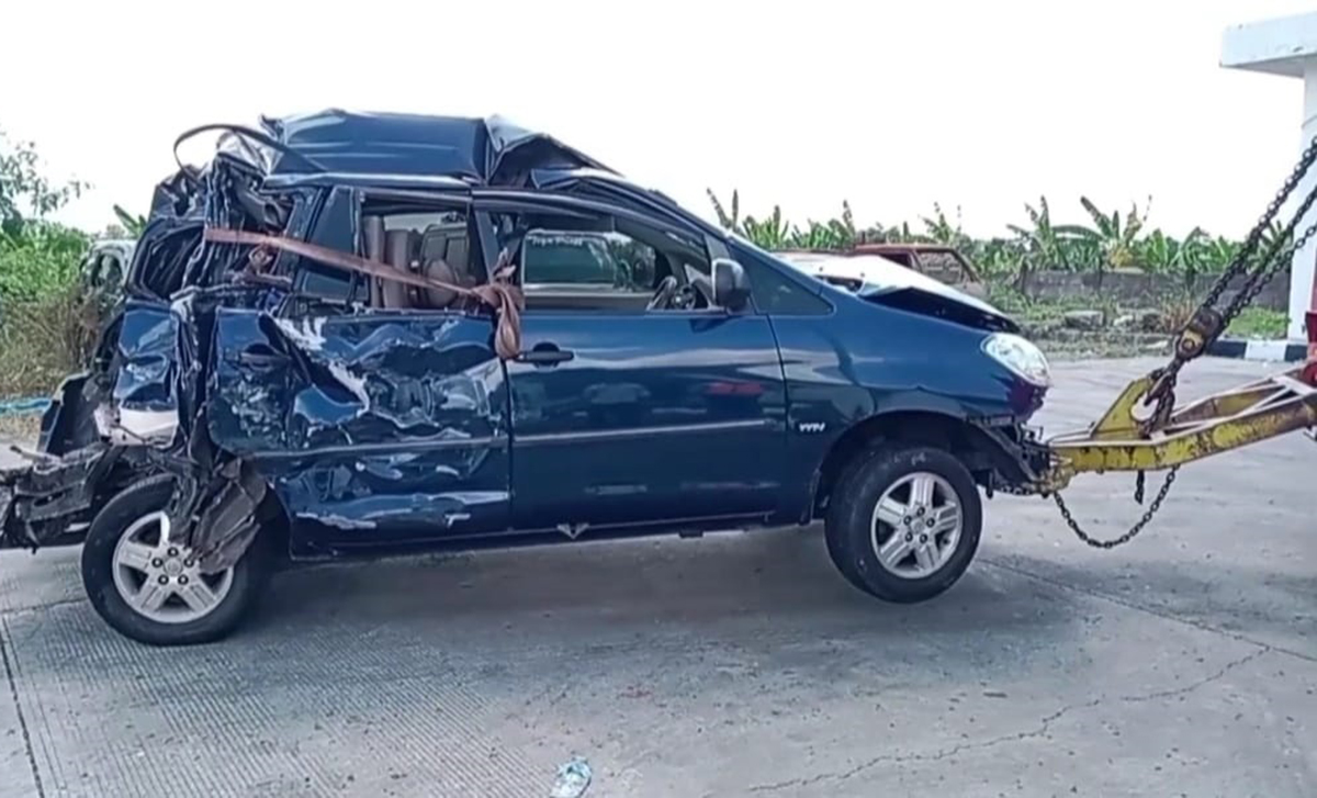 7 Mobil Terlibat Tabrakan Beruntun di Tol Cipali