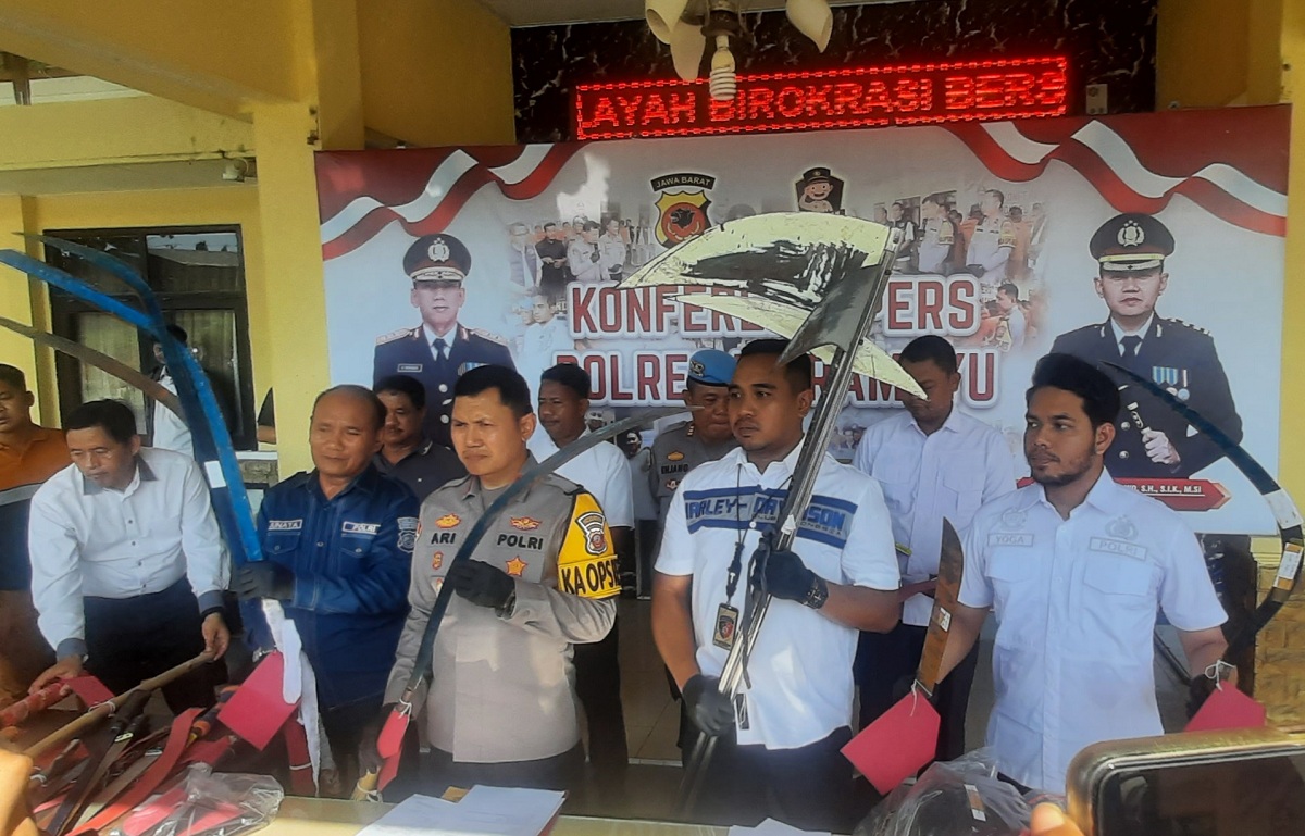 2 Bulan 9 Kasus Tawuran di Indramayu, 18 Orang Diamankan, Sajam yang Disita Bikin Ngeri