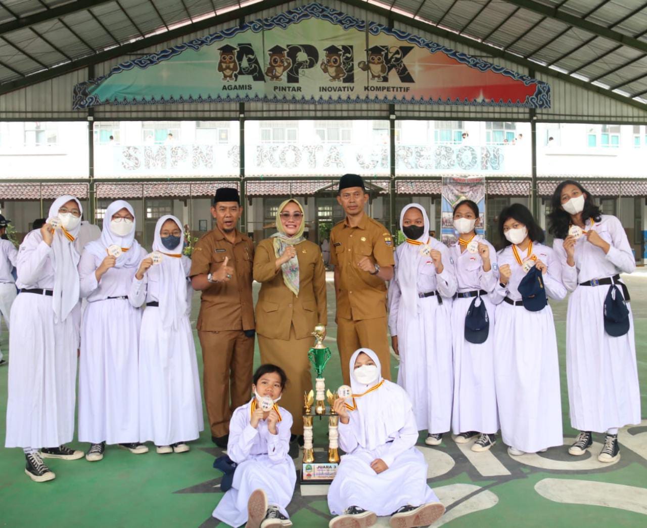 SMPN 1 Kota Cirebon Juara 3 Festival Basket Pelajar Championship 2022