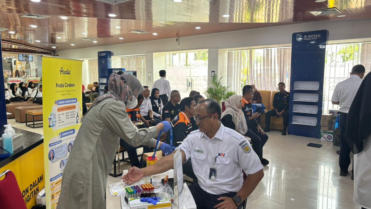 Menyambut HUT Ke-80, KAI Daop 3 Cirebon Selenggarakan Donor Darah dan USG Gratis