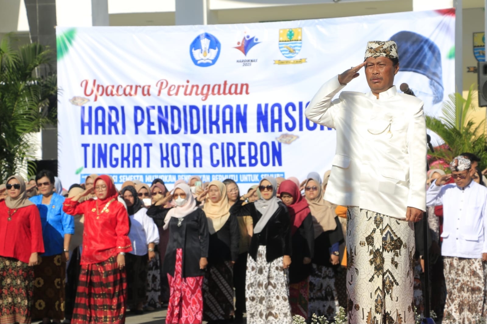 Peringatan Hardiknas, Wali Kota Edo Soroti Pentingnya Pendidikan yang Inklusif dan Berkualitas