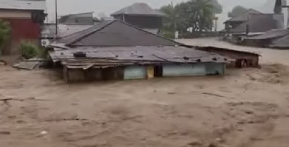 Hujan Deras Guyur Manado Sebabkan Banjir dan Longsor, 5 Orang Meninggal