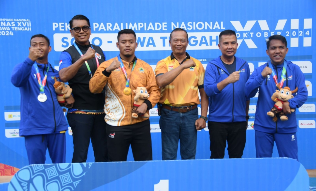 Bey Machmudin Beri Dukungan Langsung ke Atlet Jabar di Ajang Peparnas XVII Jateng 2024