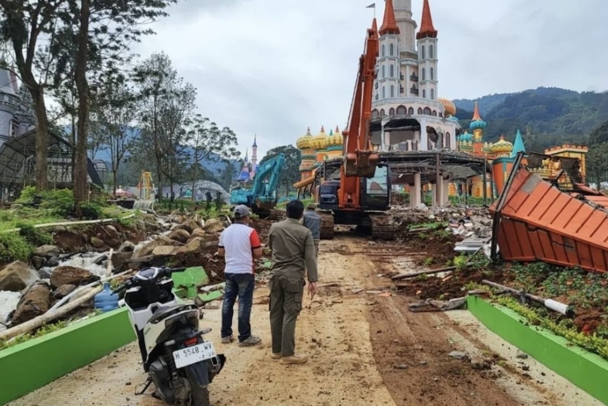 Pemprov Jabar Konsisten Tertibkan Bangunan Liar, demi Mengembalikan Fungsi Lahan