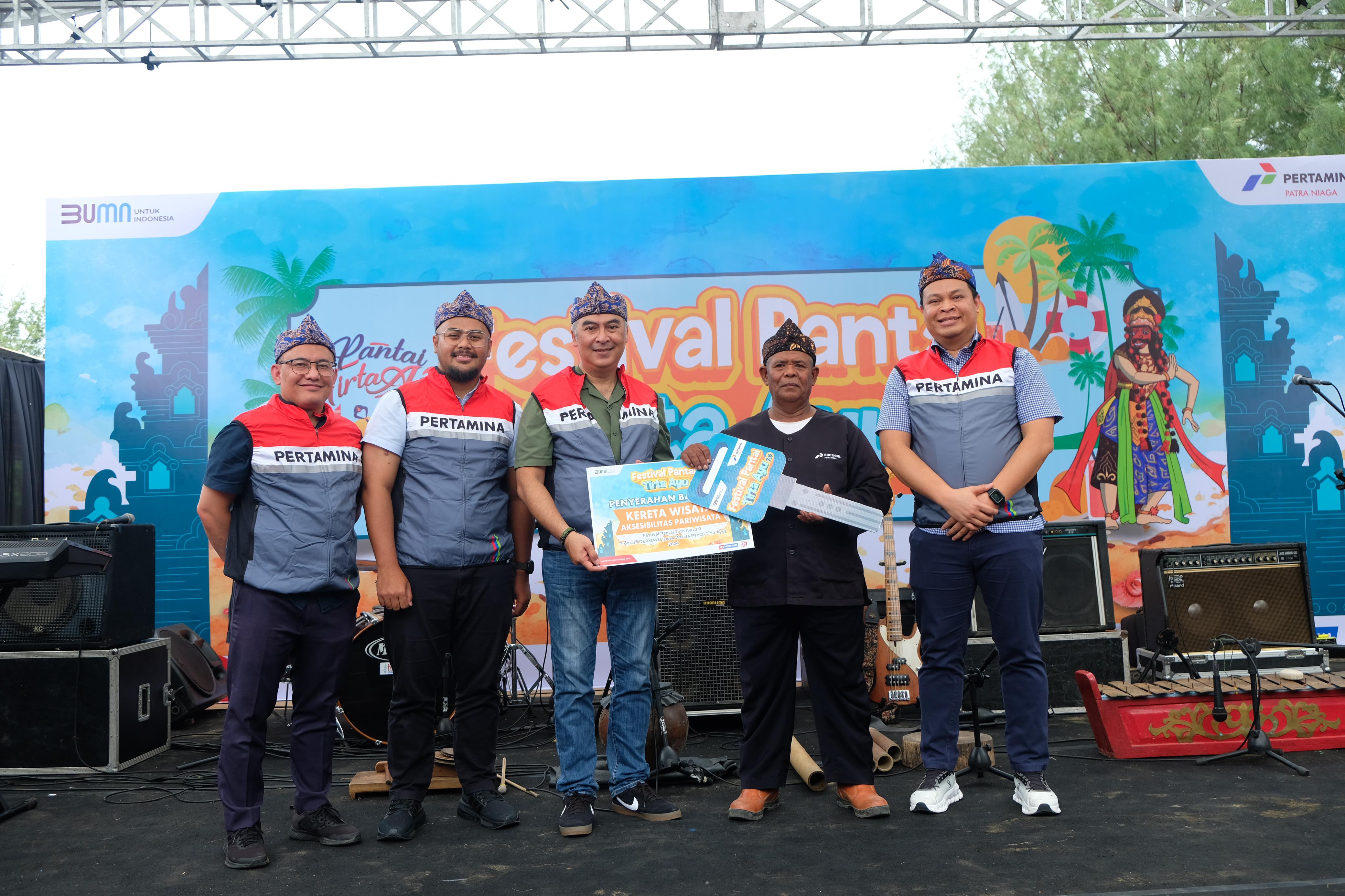 Pertamina Patra Niaga Regional JBB Resmikan Program TJSL Desa Wisata Pantai Tirta Ayu di Kecamatan Balongan