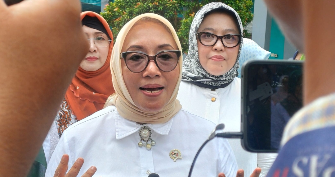 Hadiri Peringatan HSN di Buntet, Menteri PPPA Ajak Santri jadi Generasi Tangguh dan Berakhlak