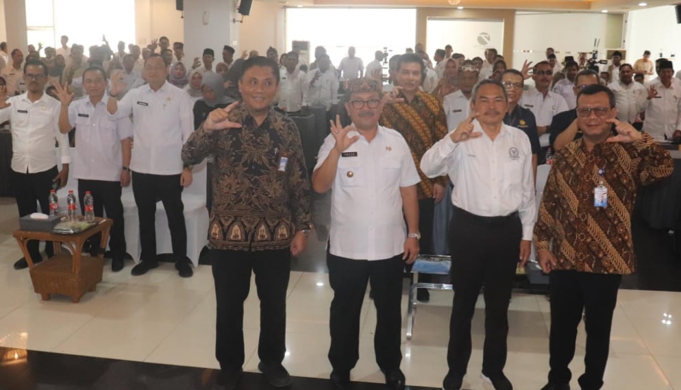 Perangkat Desa dan Pegawai Kecamatan di Kabupaten Cirebon Dilatih Pengelolaan Keuangan