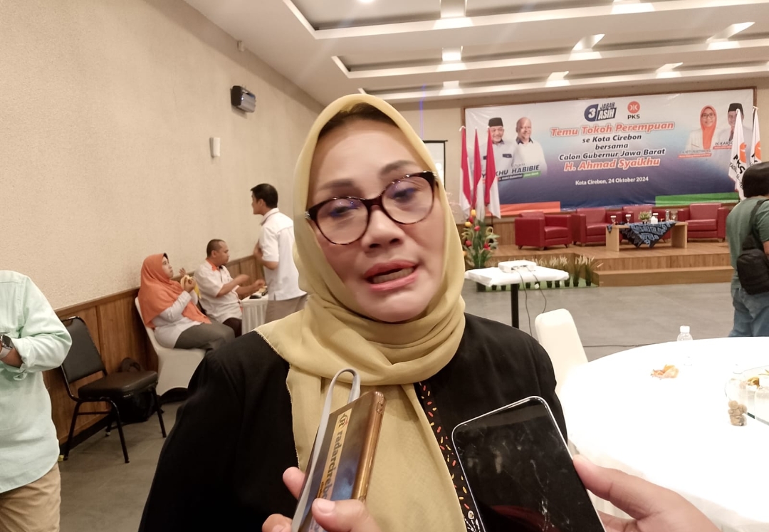 KPU Kota Cirebon Gelar Debat Pertama, Hj Eti Herawati: BERES Insya Allah Siap