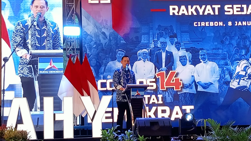 Kampanye Perdana Demokrat, AHY Tebar Janji di Cirebon: Masih Ingat Bapak SBY?