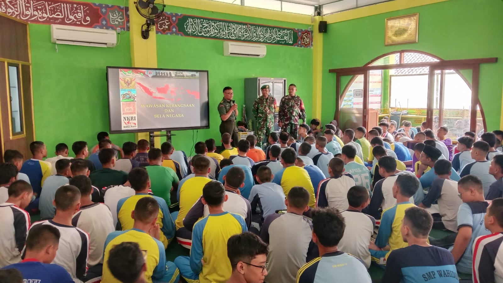 Kegiatan MPLS di Kota Cirebon Libatkan TNI