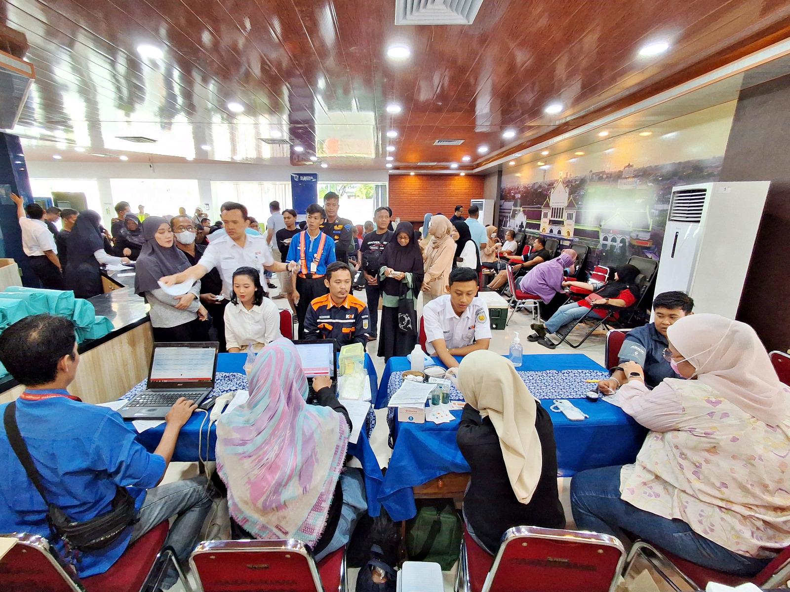 KAI Daop 3 Cirebon Kolaborasi dengan Ikasmanda'93 Gelar Donor Darah di Stasiun Cirebon