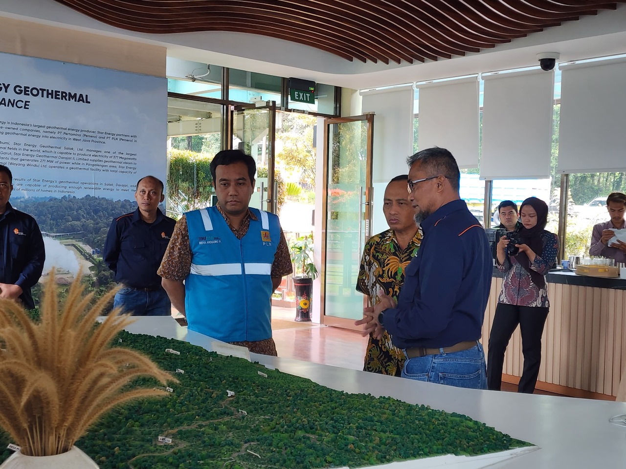 Gaspol Transisi Energi, PLN Kebut Pembangunan Pembangkit Energi Hijau