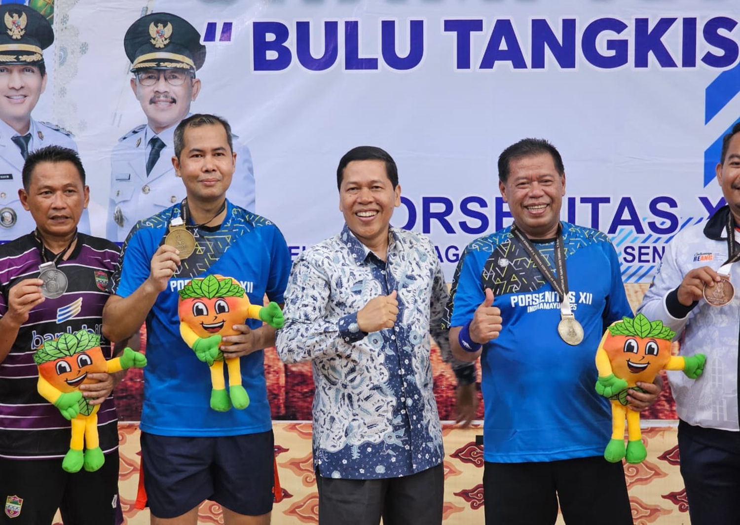 Bupati Eman Persembahkan Medali Emas Perdana di Ajang Porsenitas ke-XII