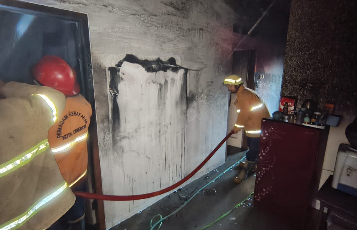 Kebakaran Rumah Hari Ini di Cirebon, 1 Unite Damkar Dikerahkan ke Pamengkang