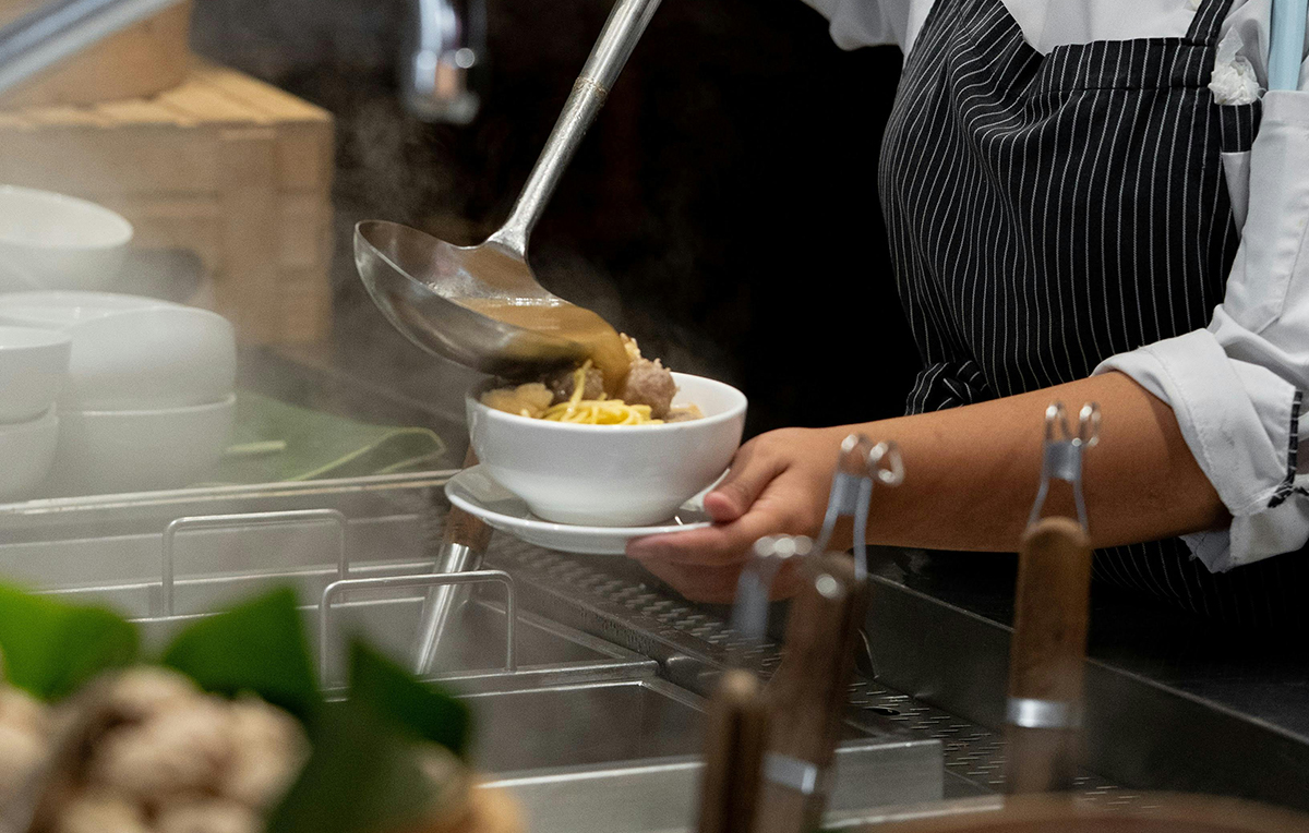 8 Bakso Terenak di Cirebon, Nikmati Cita Rasa Tradisional dan Kreasi Bakso Kekinian 