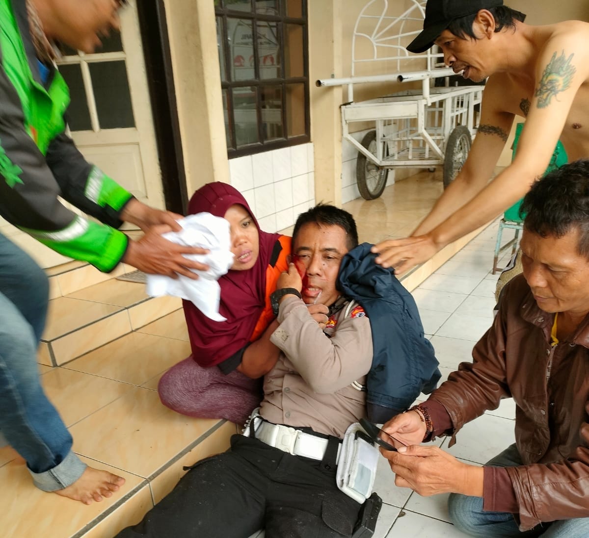 Diduga Bom Bunuh diri di Polsek Astanaanyar Kota Bandung, Ada Jenazah di Lokasi