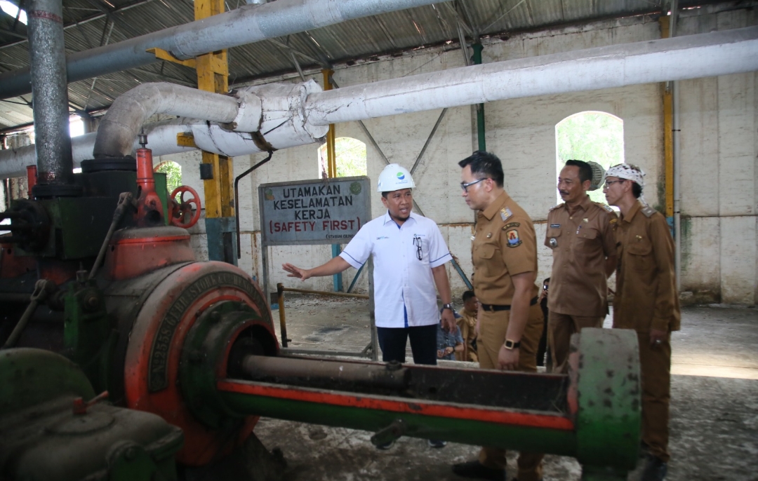 Kunjungi Pabrik Gula, Pj Bupati Cirebon Jajaki Sejumlah Kerja Sama, Salah Satunya Soal Ini