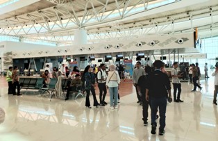 Terus Naik, Okupansi Penumpang Pesawat di Bandara BIJB Capai 71 Persen