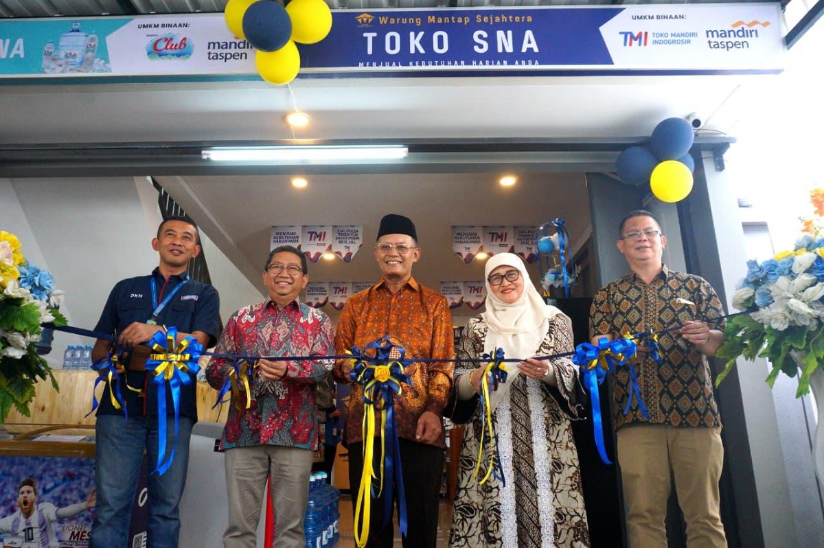 Bank Mandiri Taspen Dorong Ekonomi Masyarakat Lewat Warung Mantap Sejahtera